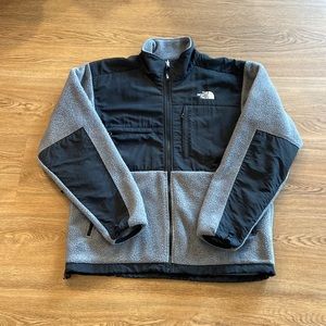 The North Face Men’s Fleece Zippered Jacket